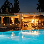Boho Garden Otel