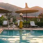 Boho Garden Otel *